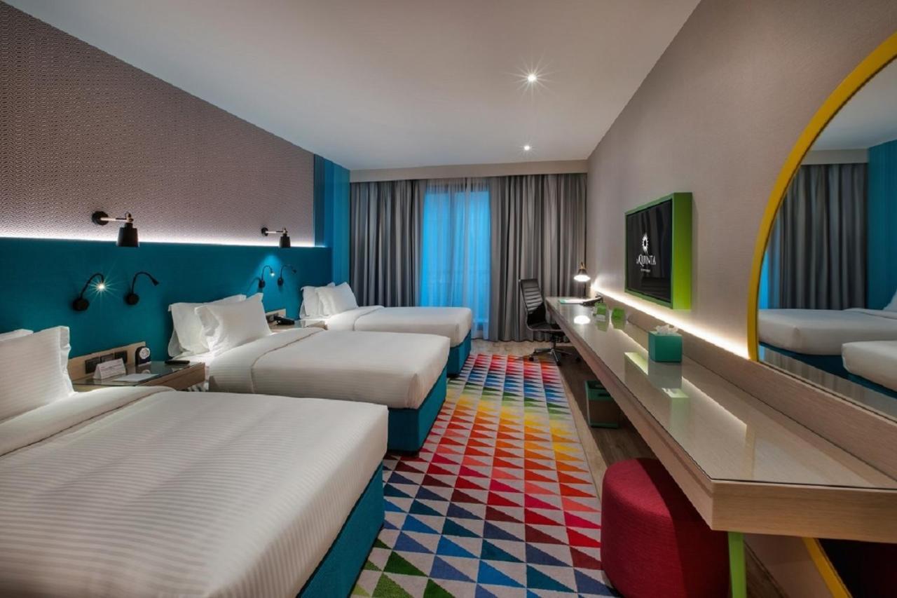 La Quinta By Wyndham Dubai Jumeirah Екстериор снимка
