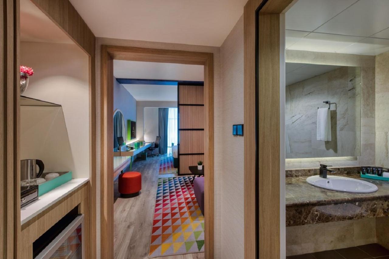 La Quinta By Wyndham Dubai Jumeirah Екстериор снимка