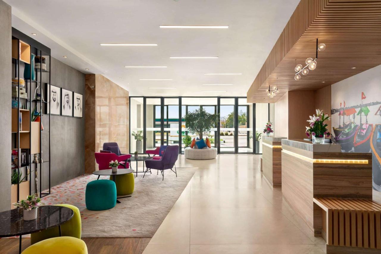 La Quinta By Wyndham Dubai Jumeirah Екстериор снимка