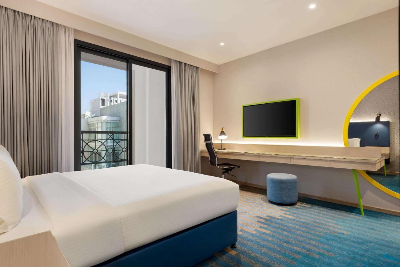 La Quinta By Wyndham Dubai Jumeirah Екстериор снимка