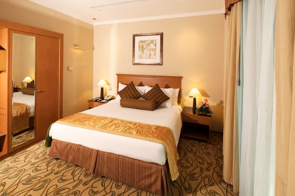 La Quinta By Wyndham Dubai Jumeirah Екстериор снимка